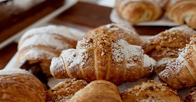 Scuola di Cucina Roma  TuChef - Corso di pasticceria per imparare a  cucinare croissant, cornetti e lievitati per la prima colazione